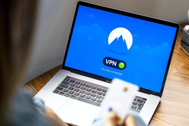 Graphique illustrant les avantages et inconvénients de l'utilisation d'un VPN