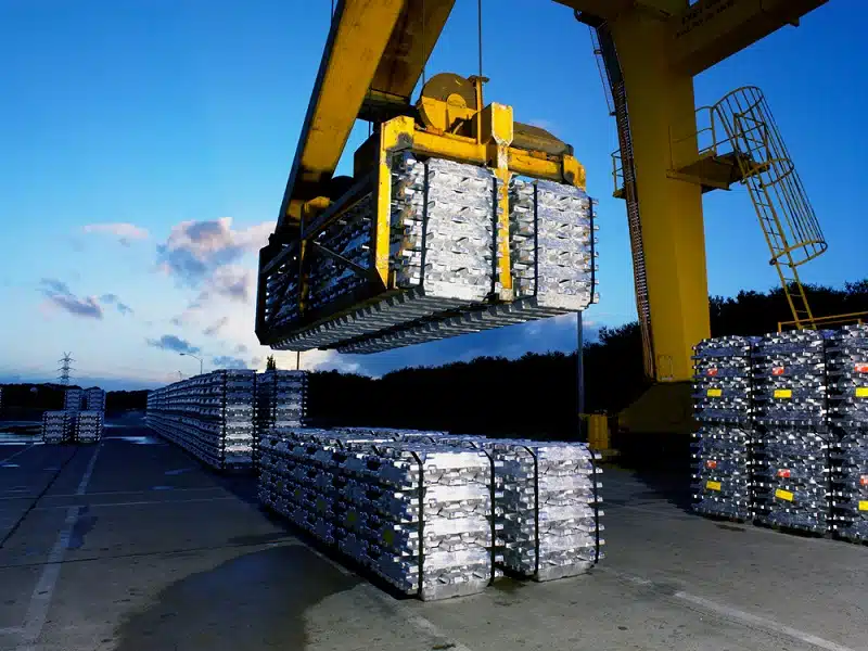 Comment le prix de l'aluminium influencera les coûts de production en 2022