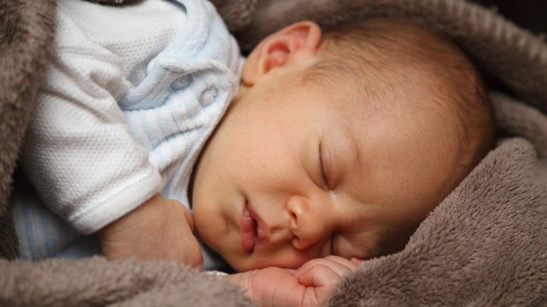 Pourquoi une veilleuse bébé peut être bénéfique pour votre enfant ?